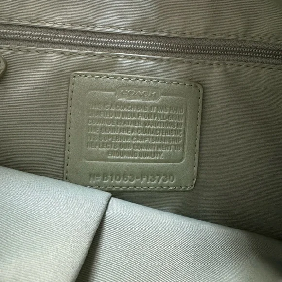 Coach Sage Leather Shoulder Bag - Picture 4 of 6